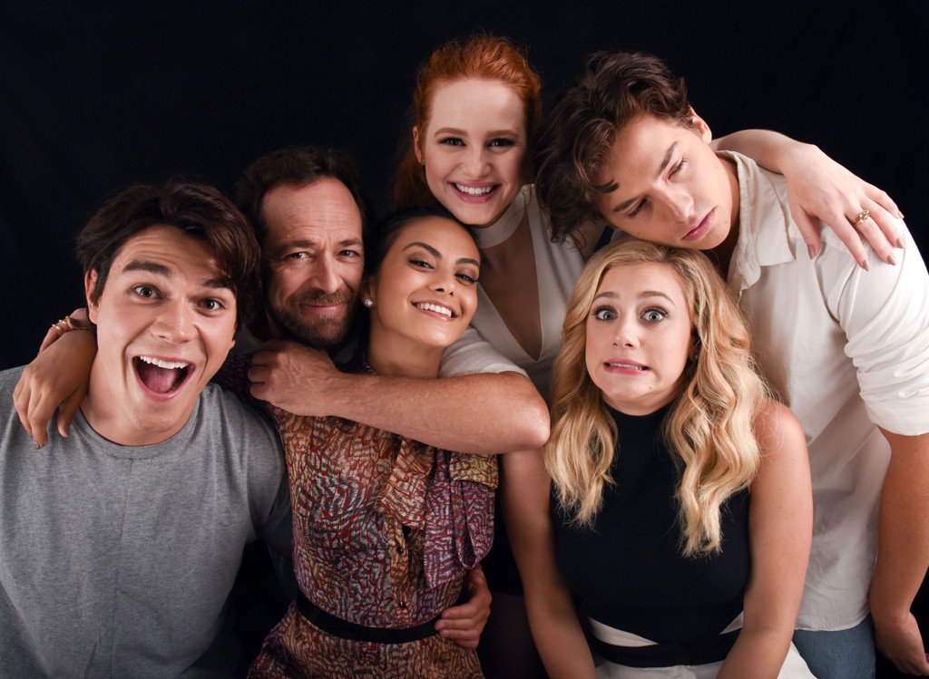 Luke Perry, K.J. Apa, Madelaine Petsch, Camila Mendes, Cole Sprouse, Lili Reinhart, Riverdale Press Photo